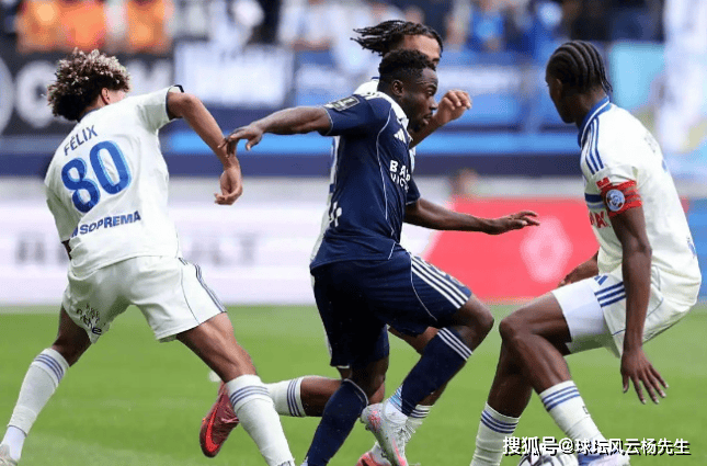 法甲升班马内战：巴黎FC2 -0战胜洛里昂，你怎么看？